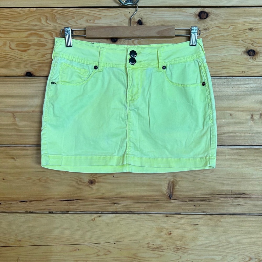 Neon Mini Skirt Womens Size 28 Yellow Green Denim Low Rise Y2K Sixty Nine Jeans